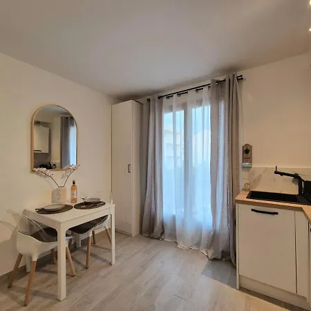 Apartment Neuf Centre Ville, Proche Port Et Commerces